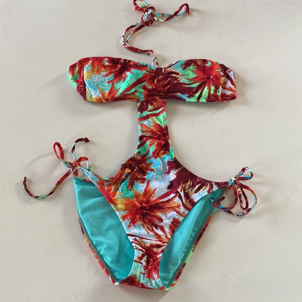 Surfside floral cut